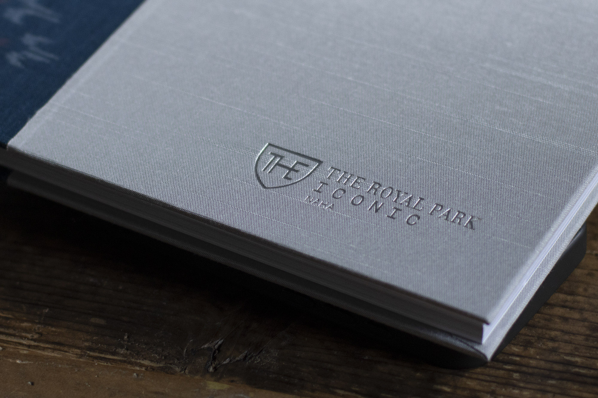 琉球織物の装丁